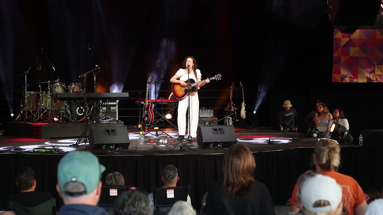 Mia Kelly - Bonefish Boys - LIVE
