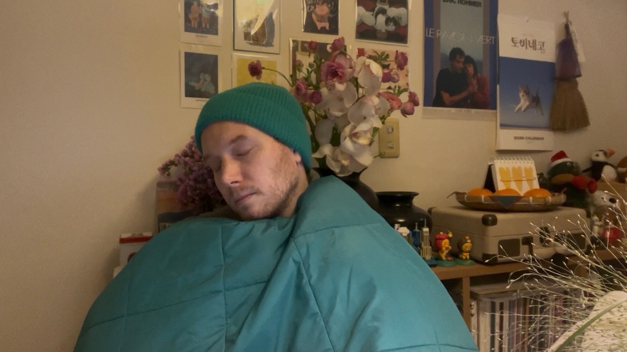 Get under the covers with Lechat