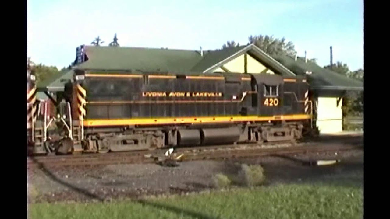 Livonia Avon & Lakeville 2003