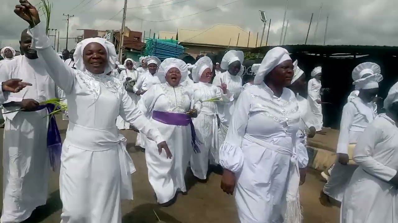 Eyi ni bi ayẹyẹ isinmi ọpẹ ṣe waye nijọ Kerubu ati Searafu, Ọlọrunṣogo, niluu Abẹokuta