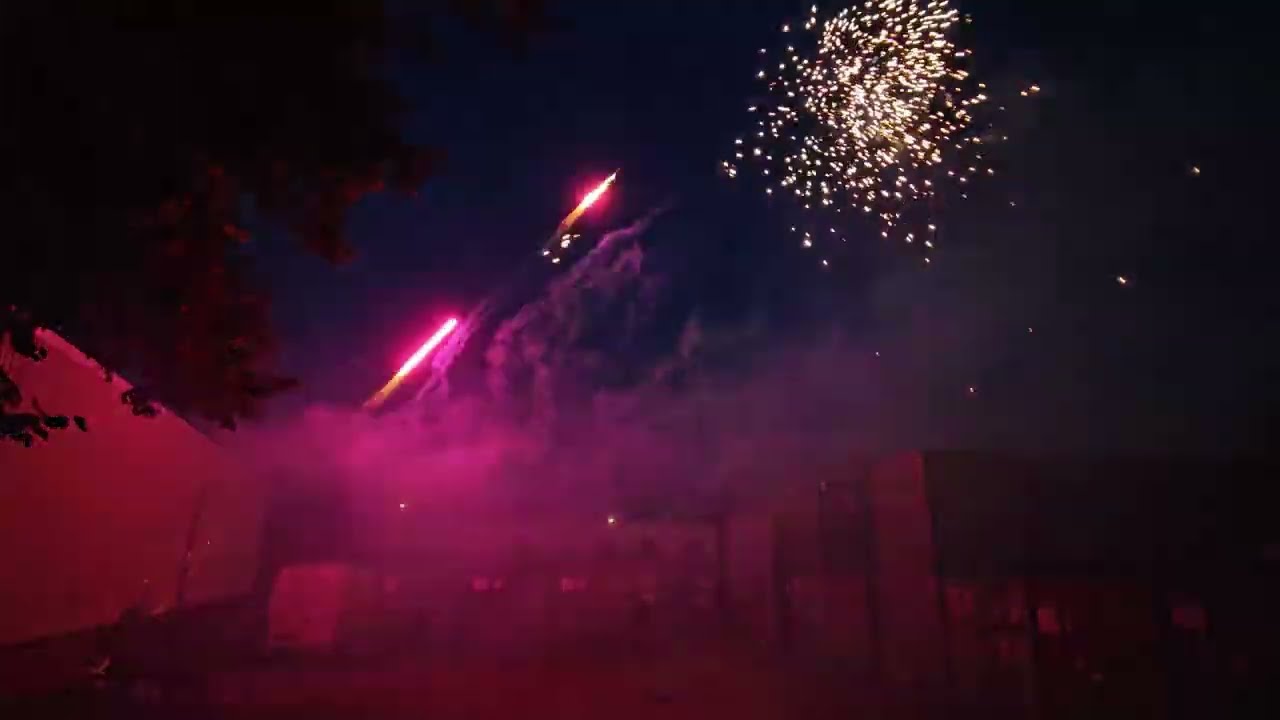 BenStar Fireworks - War Games (First UK Landed Footage)