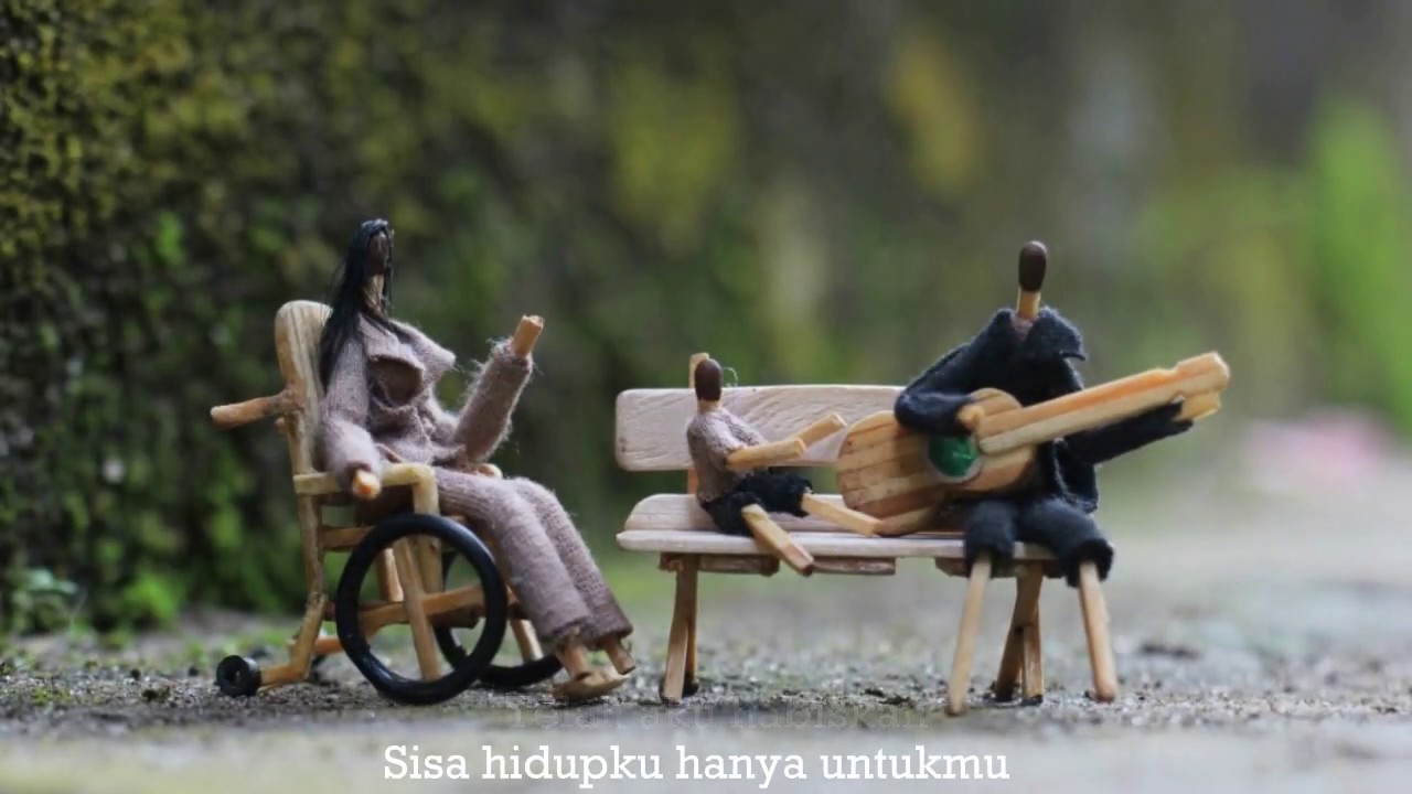 Surat Cinta Untuk Starla Movie Clip ( Anandito Dwis X Korekgraphy )