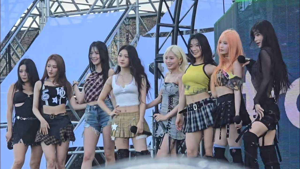 [240727 워터밤 부산] 프로미스나인 팬캠 - Feel Good, Up And, LoveBomb, Stay This Way, DM, We Go (fromis_9 Fan Cam)