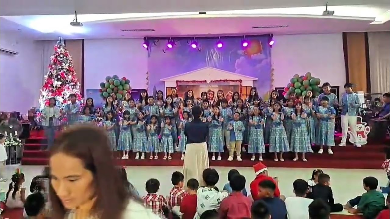 Paduan Suara Anak pada Natal Anak GBI Galaxi dan GBI Jln. Bangka Palangka Raya