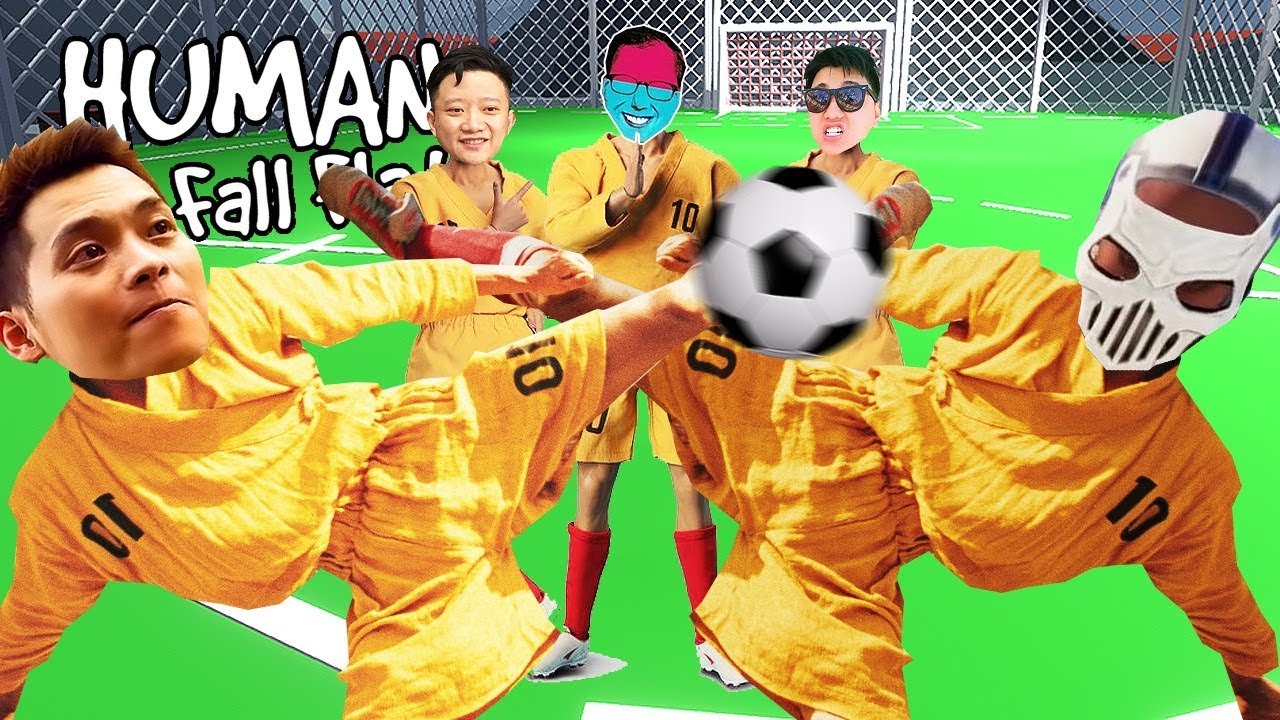 ĐỘI BÓNG TIẾU LÂM: Nam Ếch, Hunter HÁ MỒM nhìn MESSI DẼO ghi bàn =)))