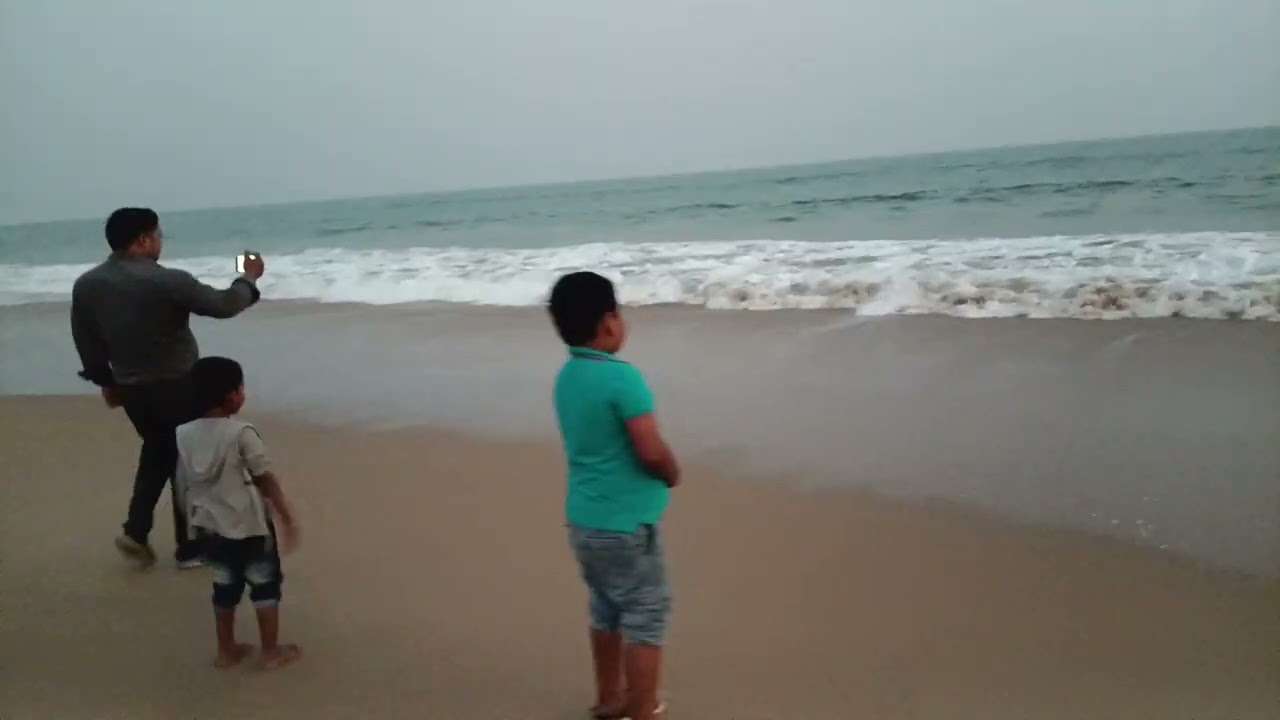 ସମୁଦ୍ର କୂଳେ ପ୍ରଖର ଢେଉ 🏊🏊‍♂️🚤🚤😎😎