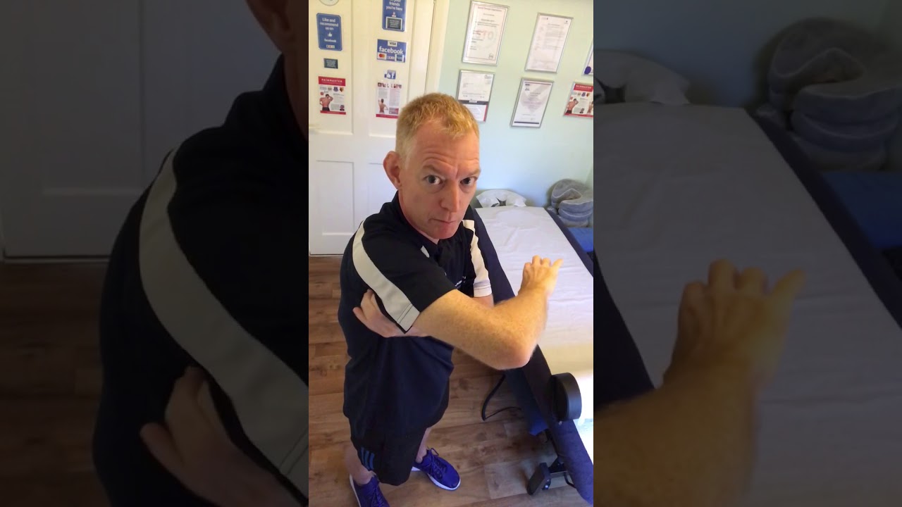 Latisimus Dorsi Self Massage Pin and Stretch Trigger Point Therapy Massage
