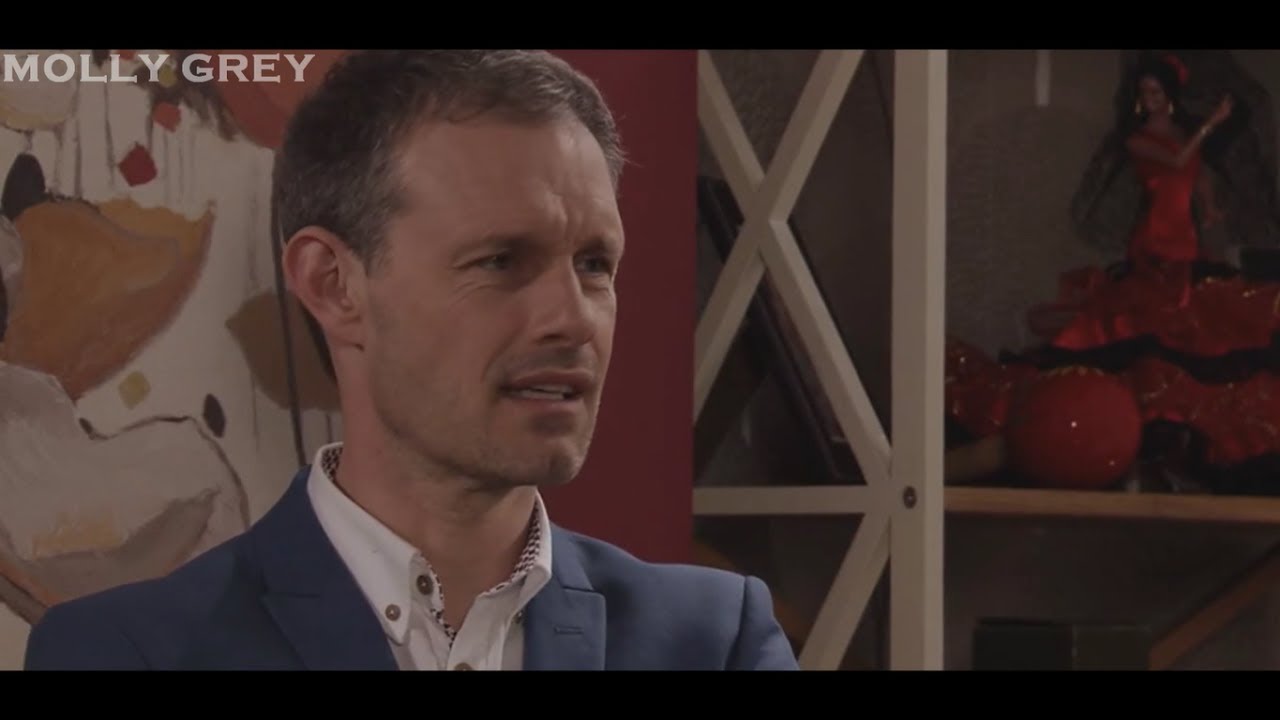 Coronation Street - Nick Bids For The Rovers