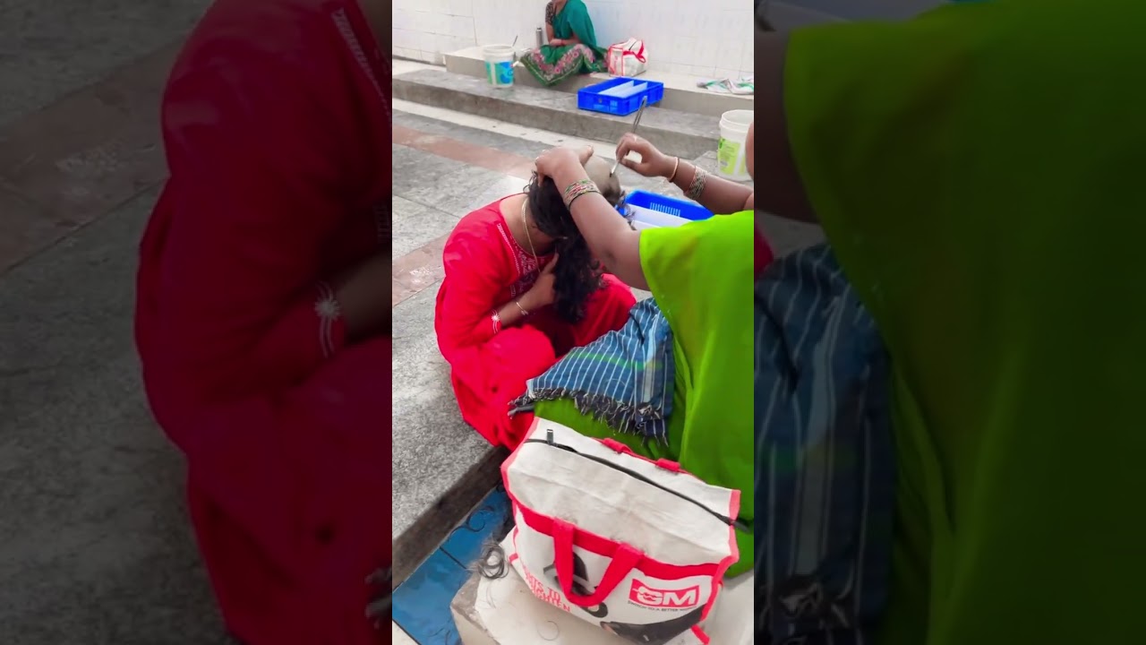Tirumala tirupathi la Motta pottachi/venduthala niraivetriyachi / Female/ Motta/Headshave/full hair