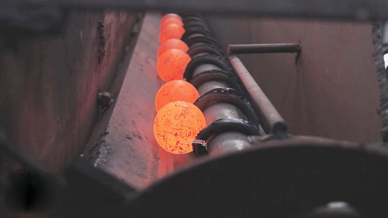 Bola de acero de molienda forjada / laminada en caliente para molino de bolas
