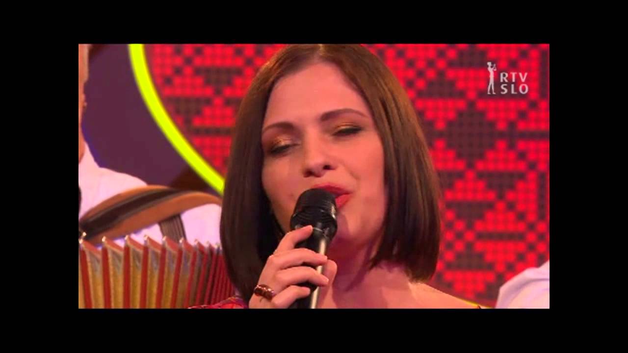 Prifarci & Nuška - Dekle je zajemalo z vedrom vodo (ljudska)