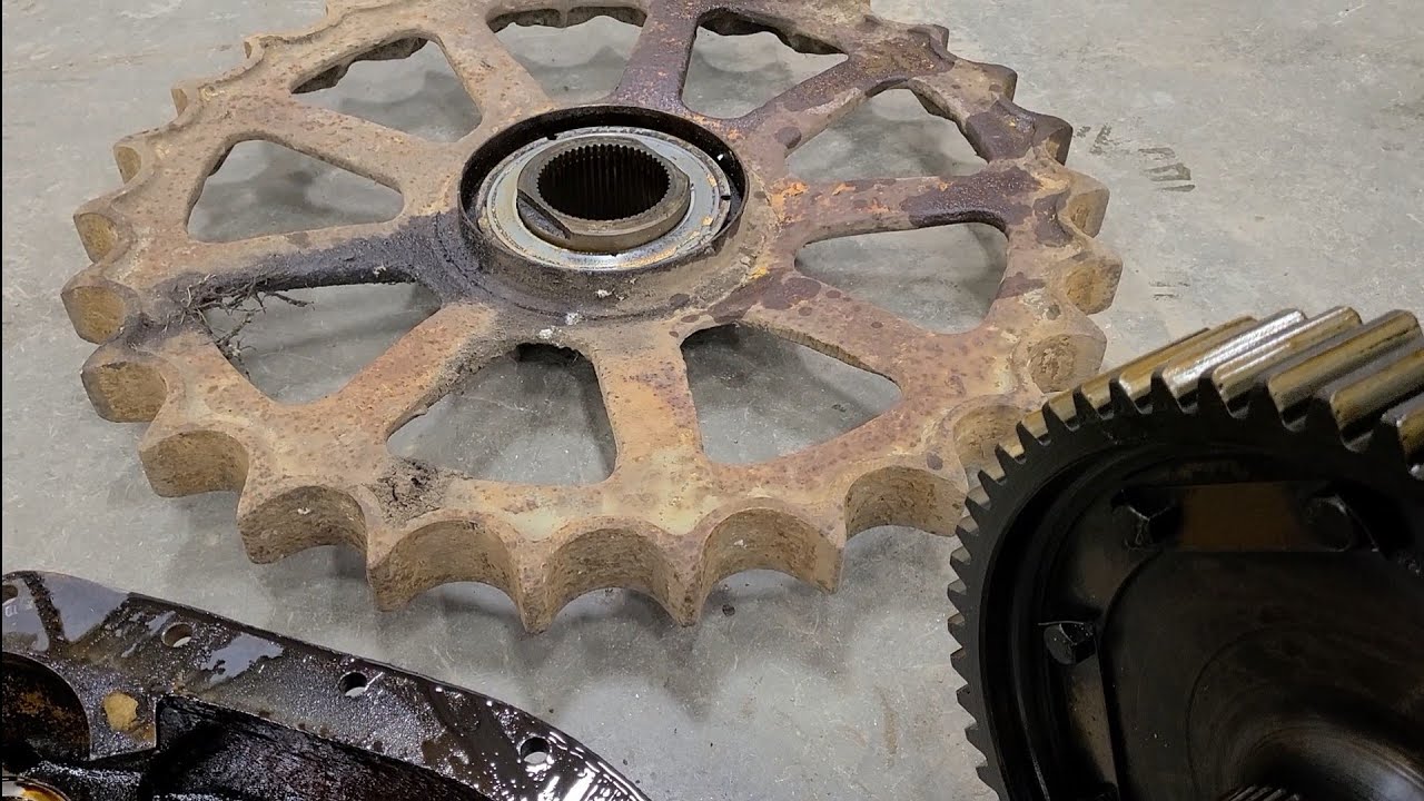 Caterpillar RD-4 Sprocket Removal