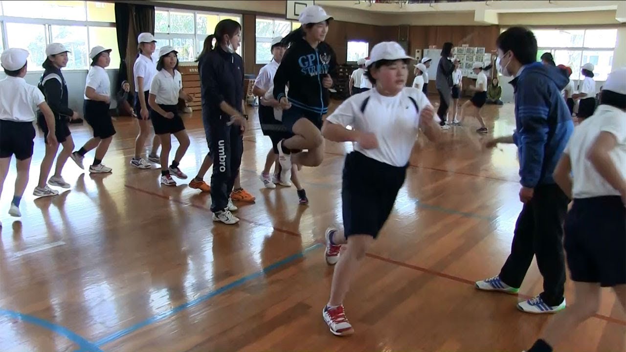 種子島の学校活動：現和小学校なわとび集会2018年