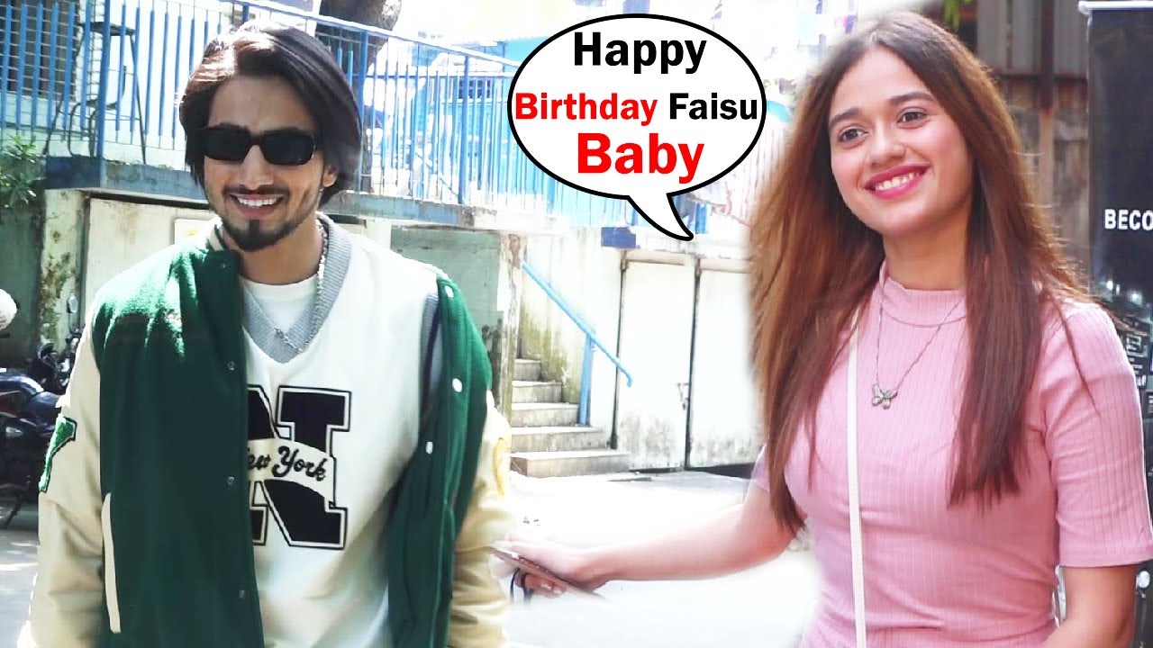 Jannat Zubair Wishing Happy Birthday To Her Boyfriend Mr Faisu Cake Cutting And playing Cricket With