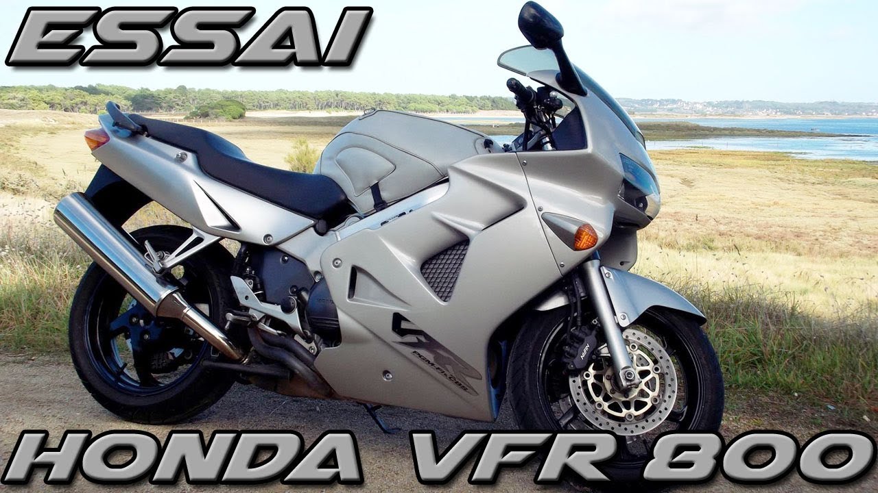 MotoVlog N°12 / #Essai : Honda VFR800  -  la polyvalence  \  #honda #vfr #vfr800