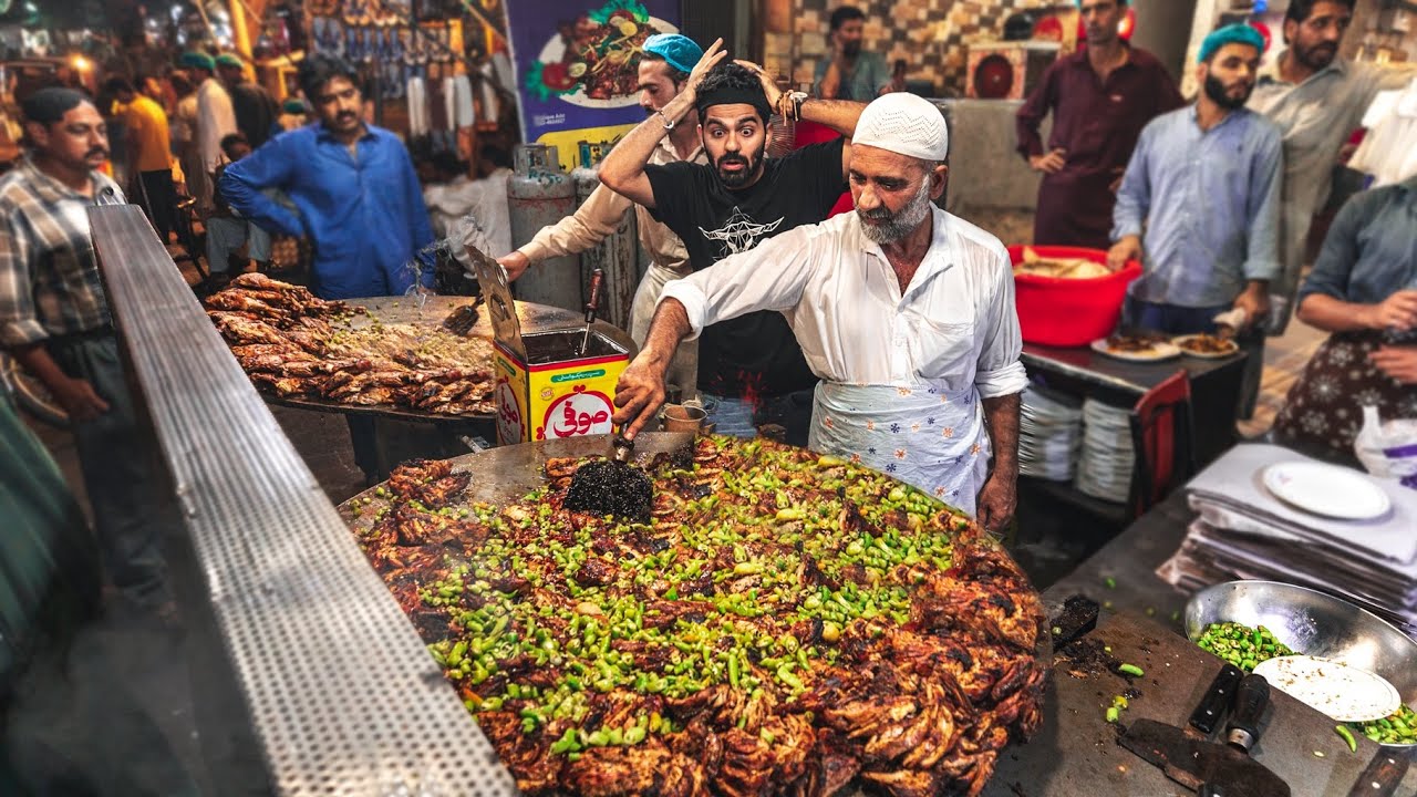 جولة أكل الشوارع في باكستان 🇵🇰 - لاهور