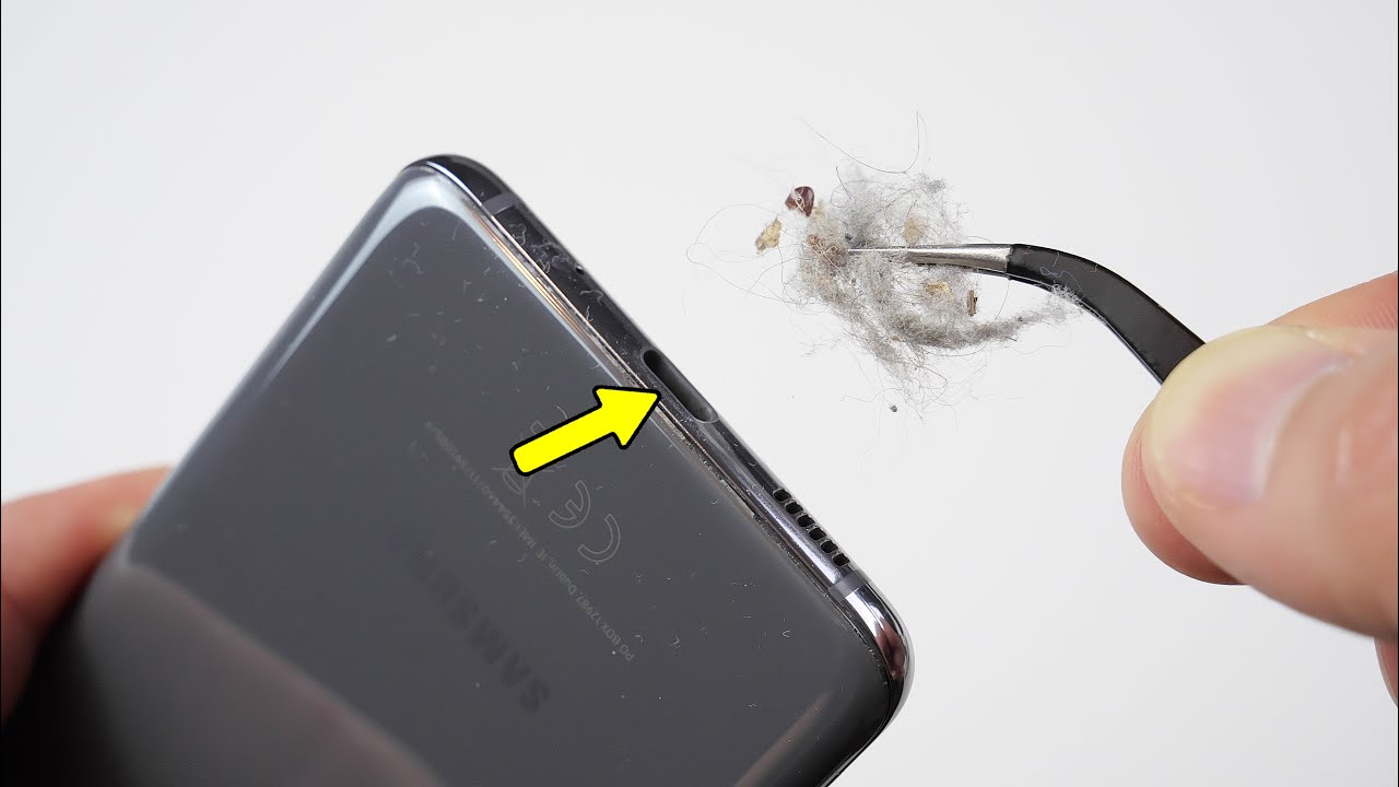 SAMSUNG S10e How to CLEAN CHARGING PORT & Disassembly