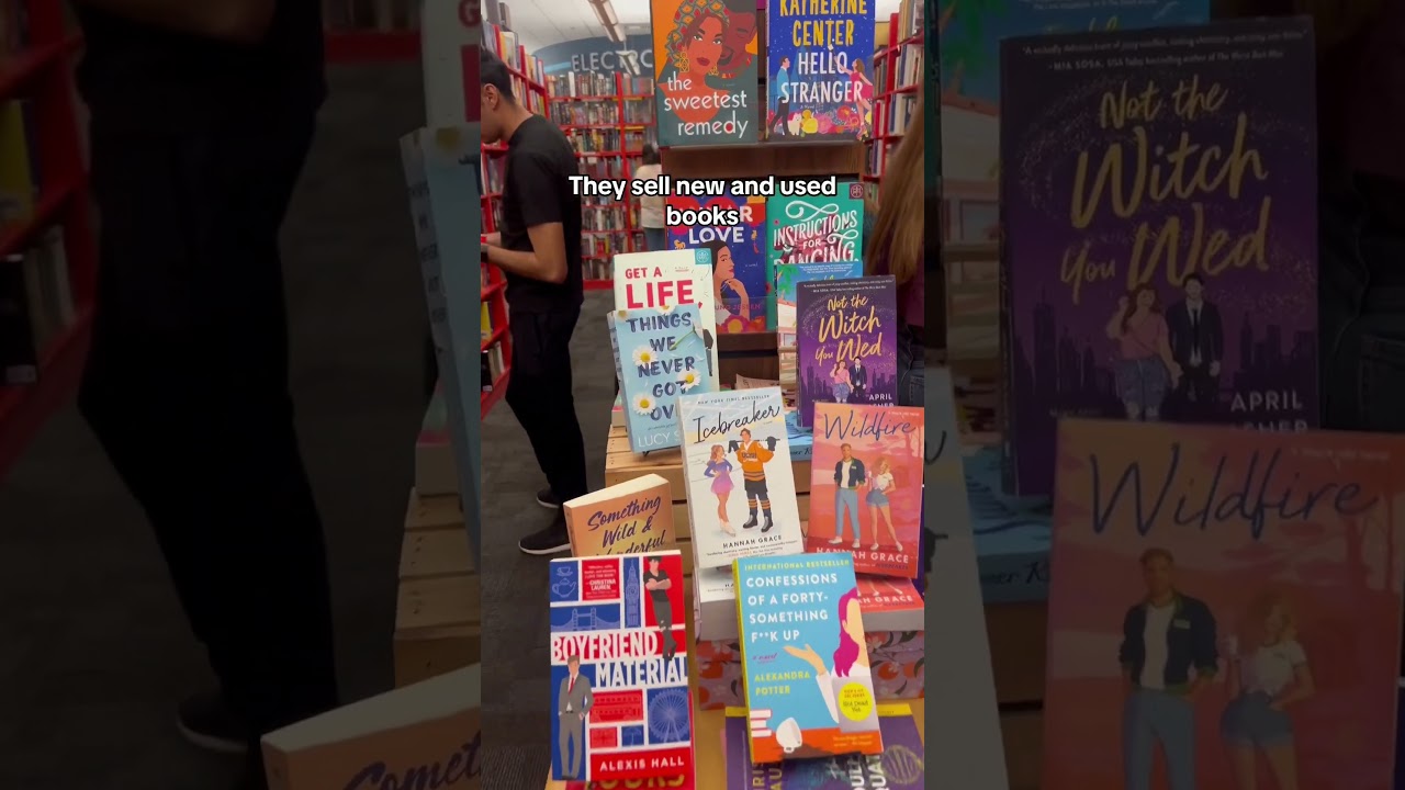 EXPLORE BOOKSTORES WITH ME! Flagstaff Arizona 