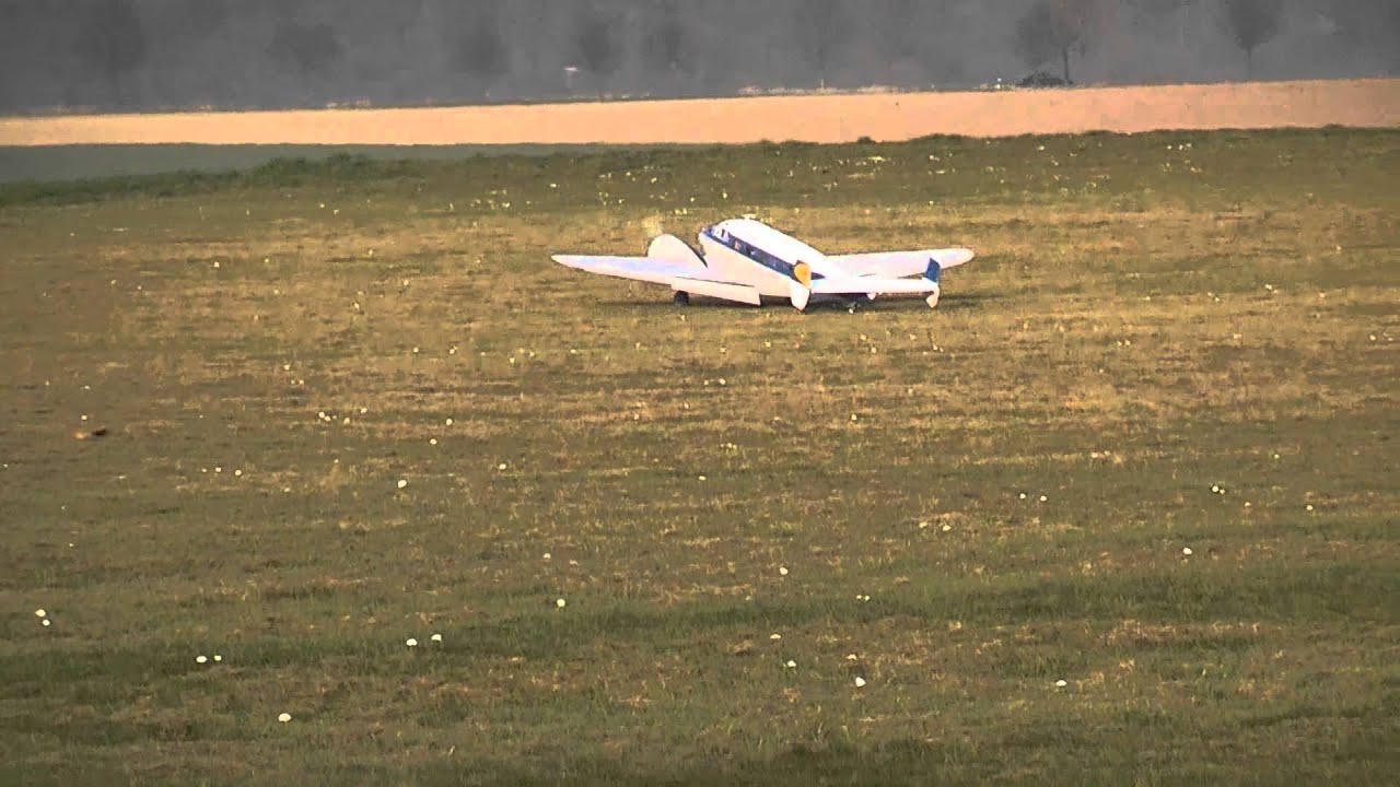Ziroli RC Beech D18