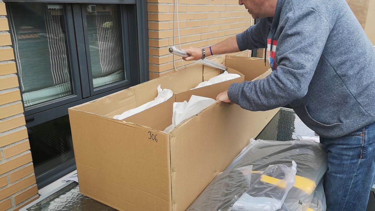 Unboxing seagull models p47 50-60 giant scale