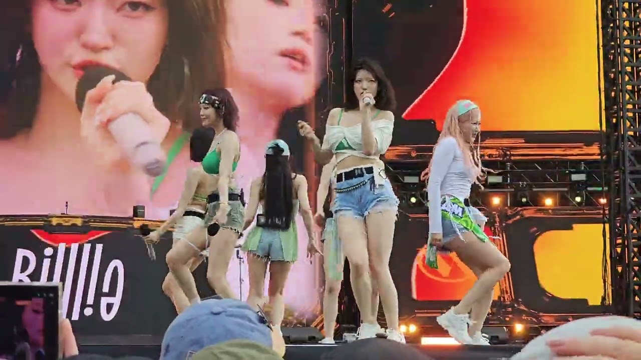 [빌리 Billlie] 250704 긴가민가요 직캠 | 워터밤 서울 (GingaMingaYo, ft. Tsuki)