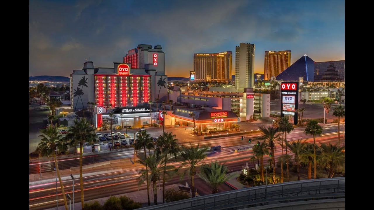 Las Vegas Walking Tour (OYO Hotel and Casino)