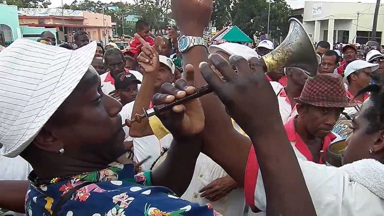 Candido Fabre y la conga Los Hoyos