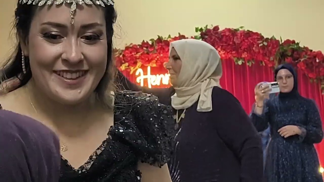 Dans ve oyun havaları AKSEHiR Gözpınar köyü mah Buse özel & Konyalı Cihat Bağcı çiftinin düğünü kına