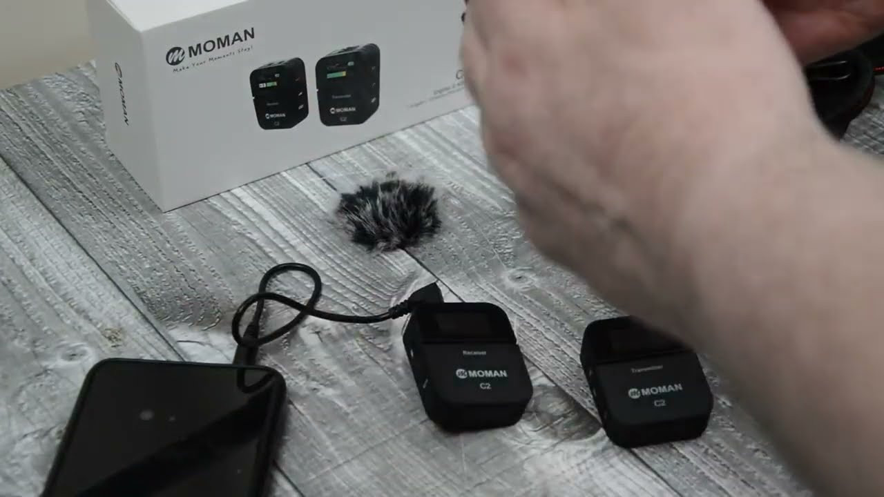 Moman Microfono Lavalier Wireless Professionale C2 2 4GHz Microfoni Senza Fili, Mic wireless versati