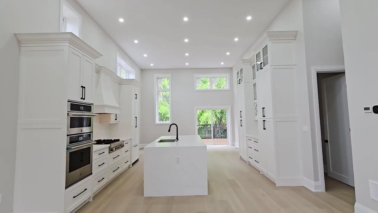 Must-See House: Kitchen Makeover Reaction!
