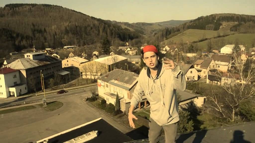 Skilla - Než&aacute;douc&iacute; (official music video)