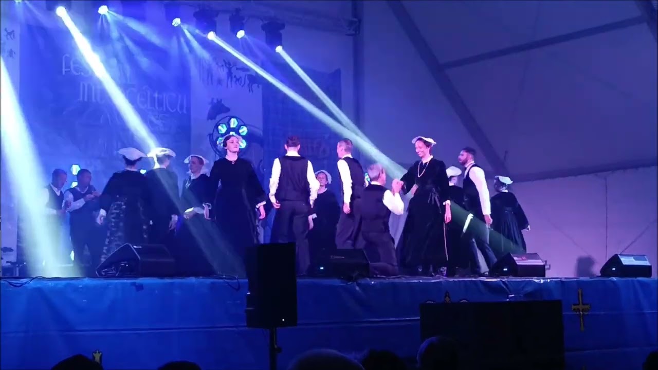Spectacle au festival interceltique d'Aviles-Asturies 2024