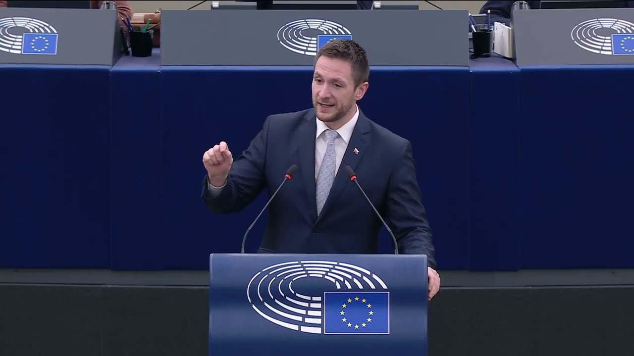 Milan Uhrík (Republika): Pokrytci! Do západnej Európy tečie rekordne veľa ruského plynu! (12.3.2025)