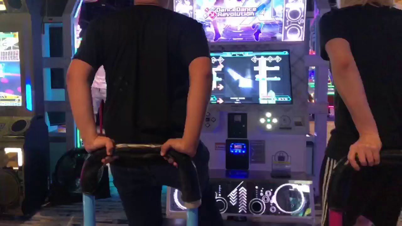 aria is really bad at dance dance revolution (TAG - Saber Wing - ESP-13)