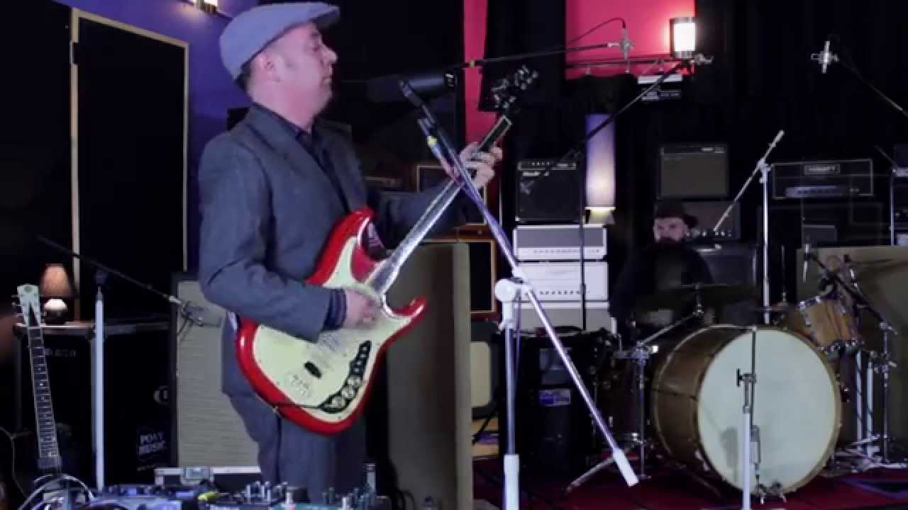 Guitar Gods LIVE @ Pony Music - Jeff Lang - 'Pull Of The Drift'