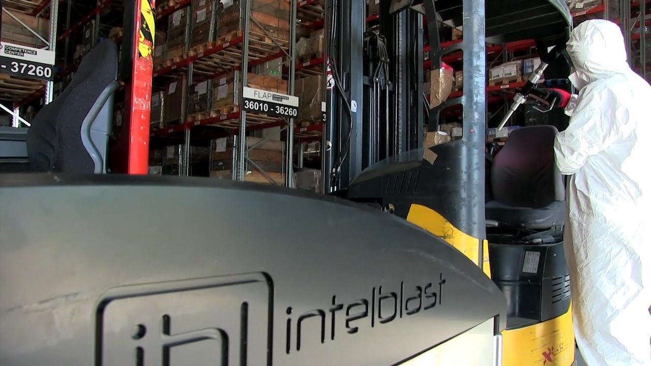 Intelblast Fork Lift cleaning using dry ice