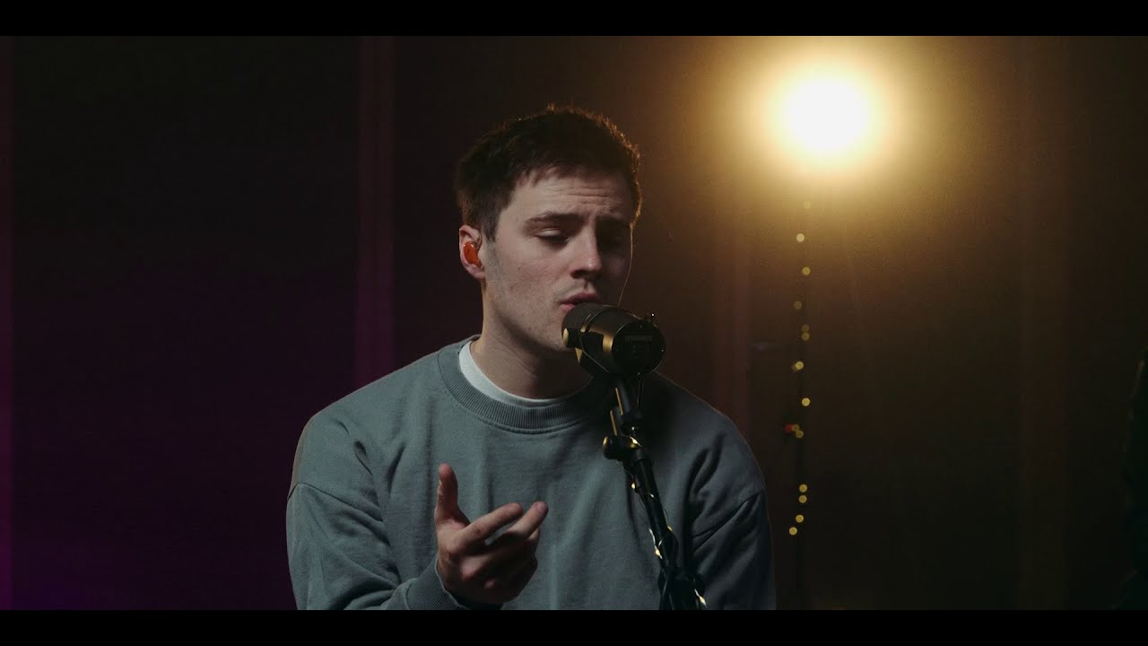 Tom Gregory - Never Let Me Down (Acoustic Version)