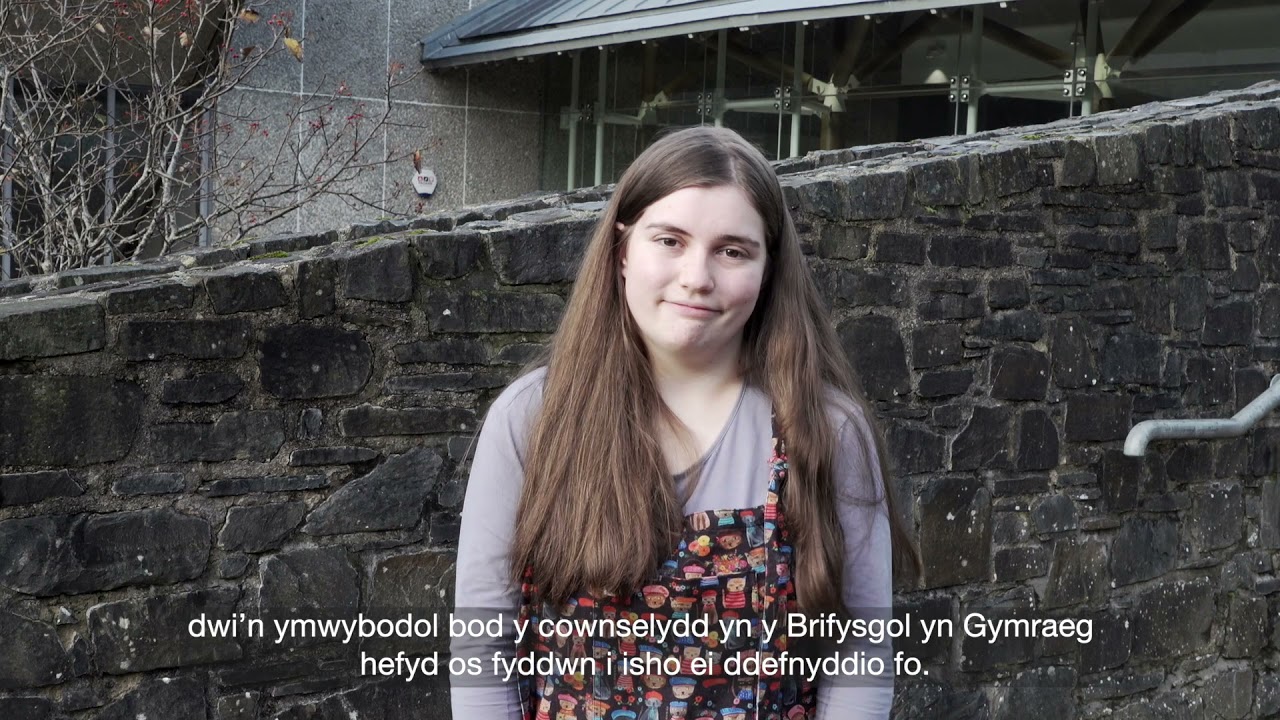Diwrnod Hawliau'r Gymraeg 2021: Prifysgol