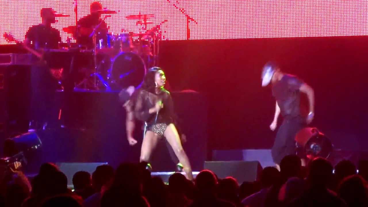 Brandy LIVE Whitney Tribute at Essence Music Festival 2013