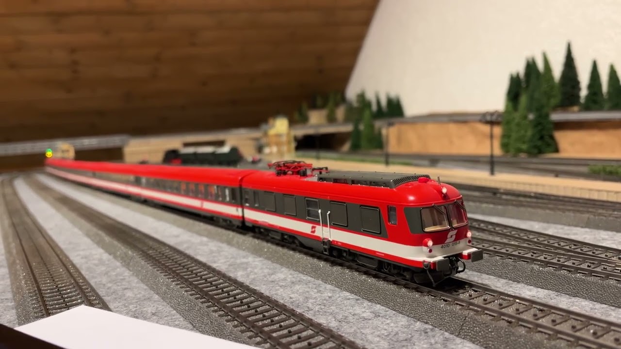 Roco ÖBB 4010 Transalpin Rot from 1996