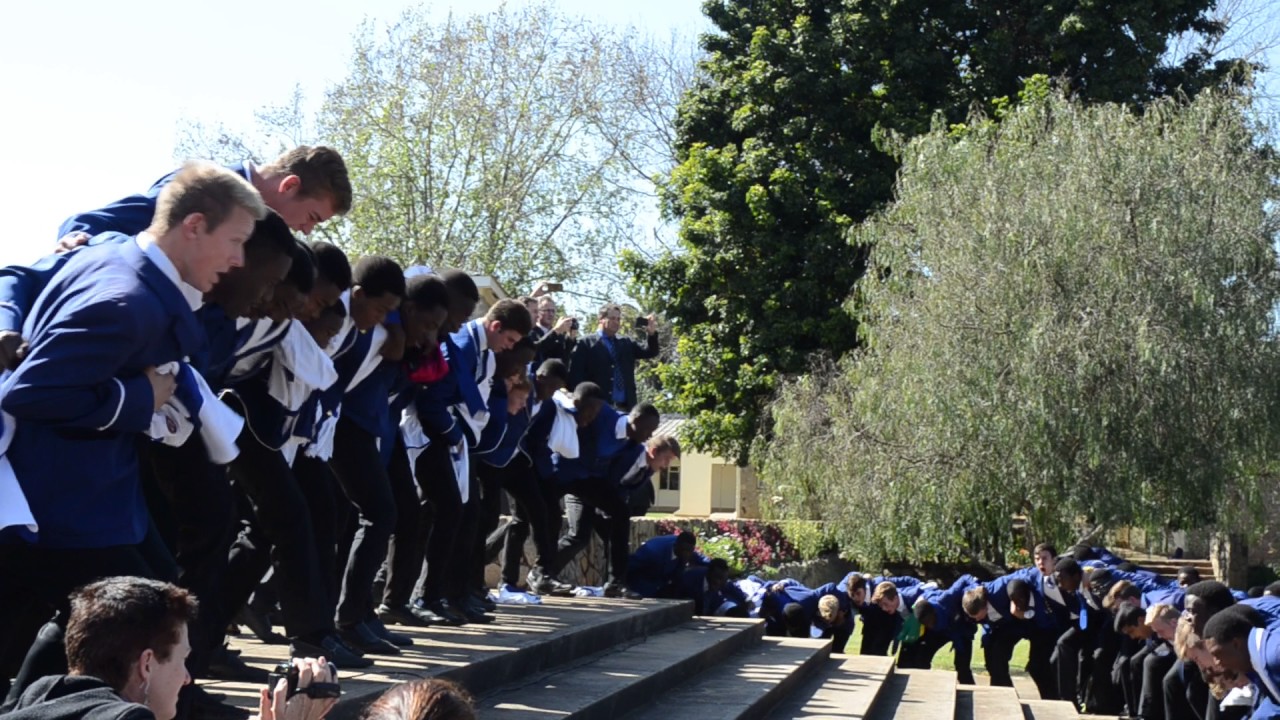 2015 - Peterhouse Boys - War Cry on Steps