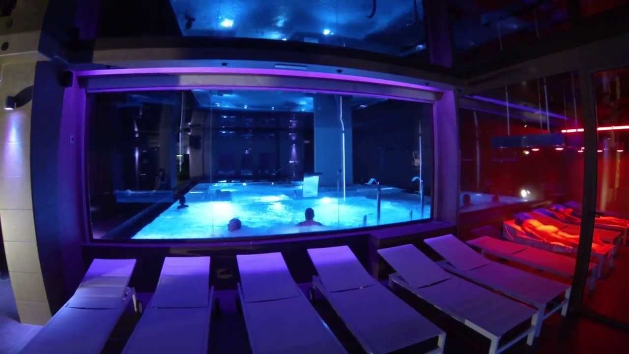 Cortinas cortafuegos invisibles en el nuevo spa de Nick Sports