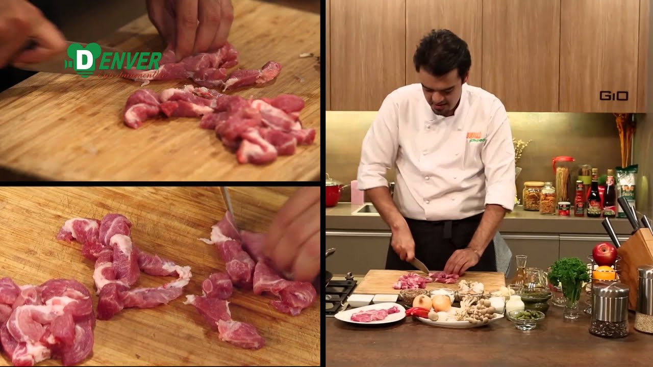 เชฟมือทอง (Chef Mue Thong) 15-08-15 เมนู: หมูรัสเซียกับแตงกวาดอง