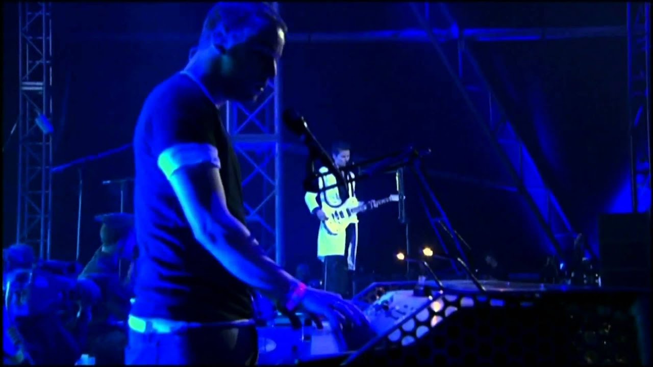 Muse - Blackout Live Glastonbury 2004