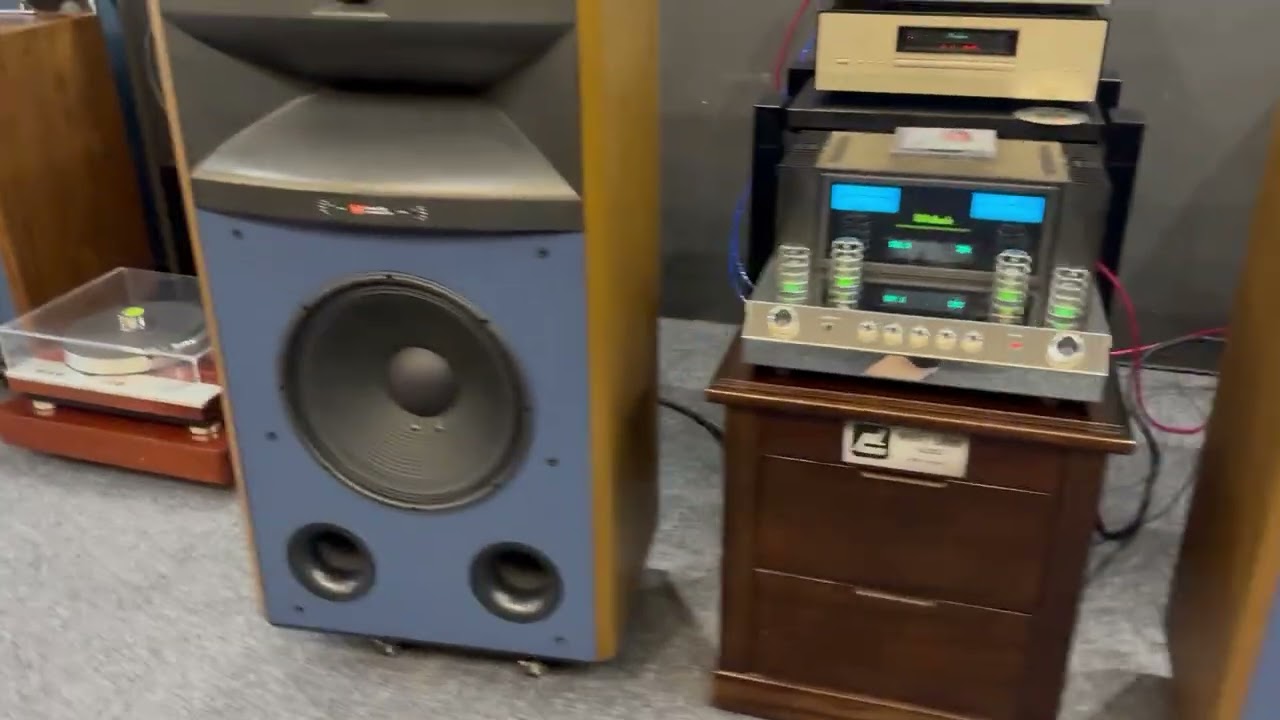 Đổi Loa Lấy Đào Quất Các Bác Ơi! JBL 4365 Studio Monitor kết hợp Ampli Mcintosh MA-352