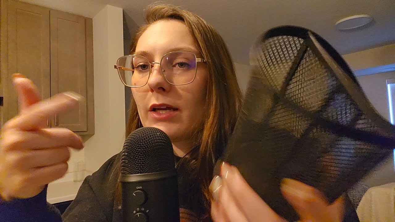 ASMR - Random Triggers, Chit Chat and Relax