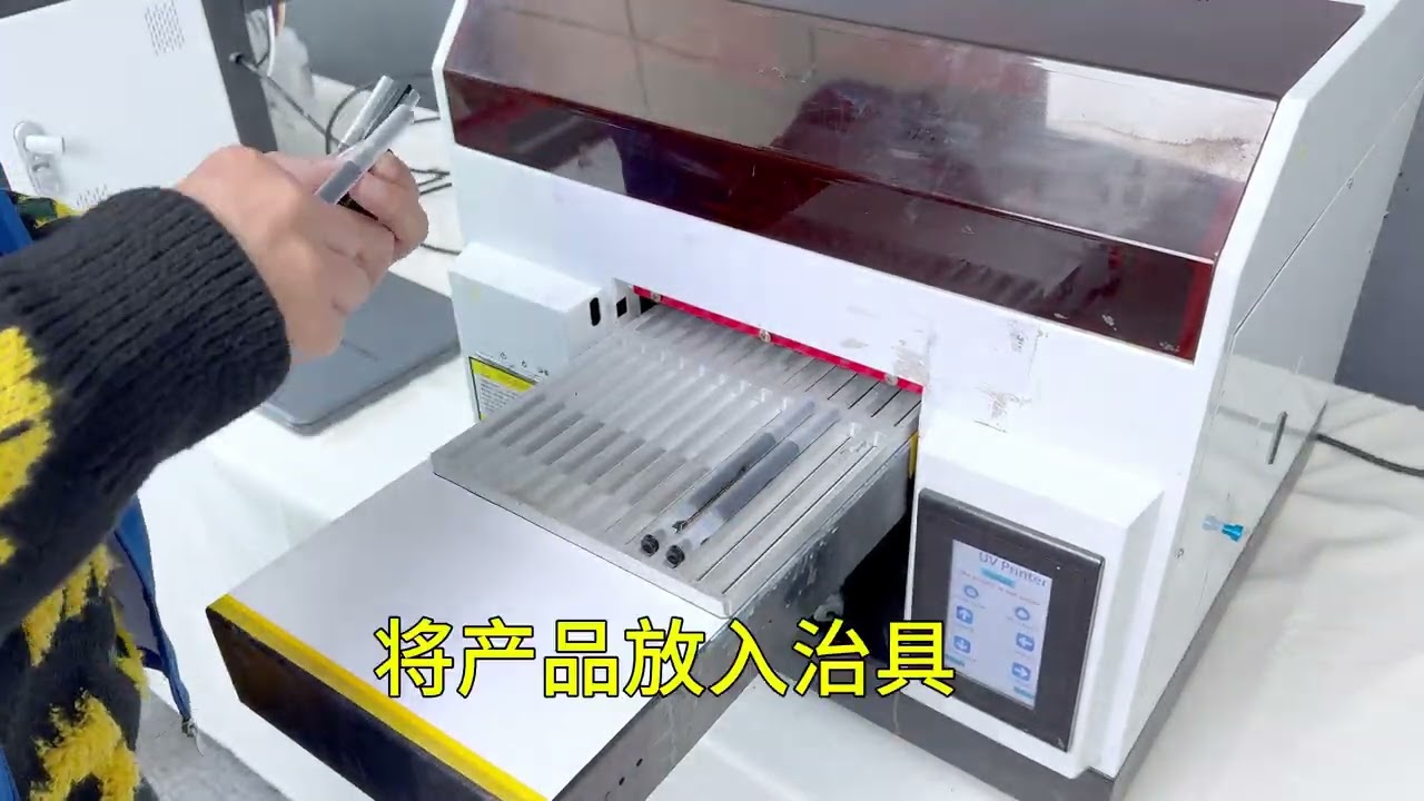 ACHI A4 UV Printer printing on pen