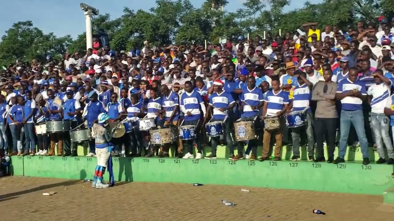 Abafana barayon kuvuzingoma biranze haringingo kwirukanwa nishimwe blzatangikipe#apr #rayon #hano tv