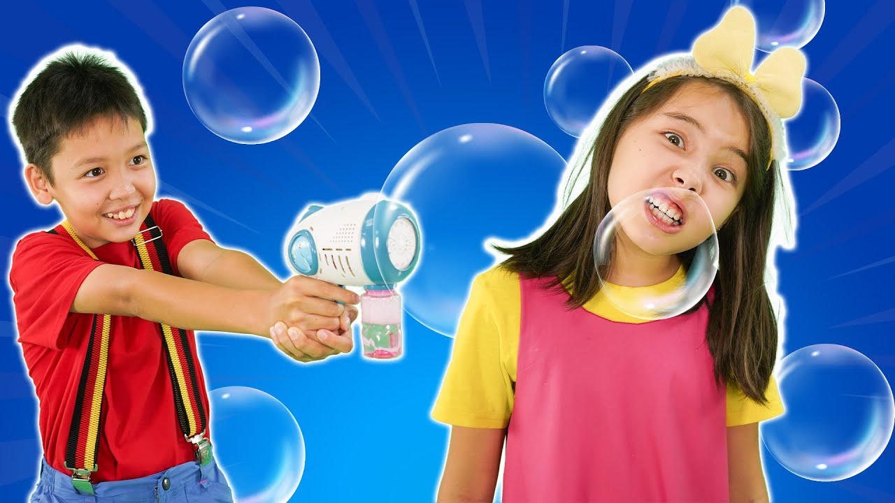 Blowing Bubbles | Hokie Pokie Kids Videos