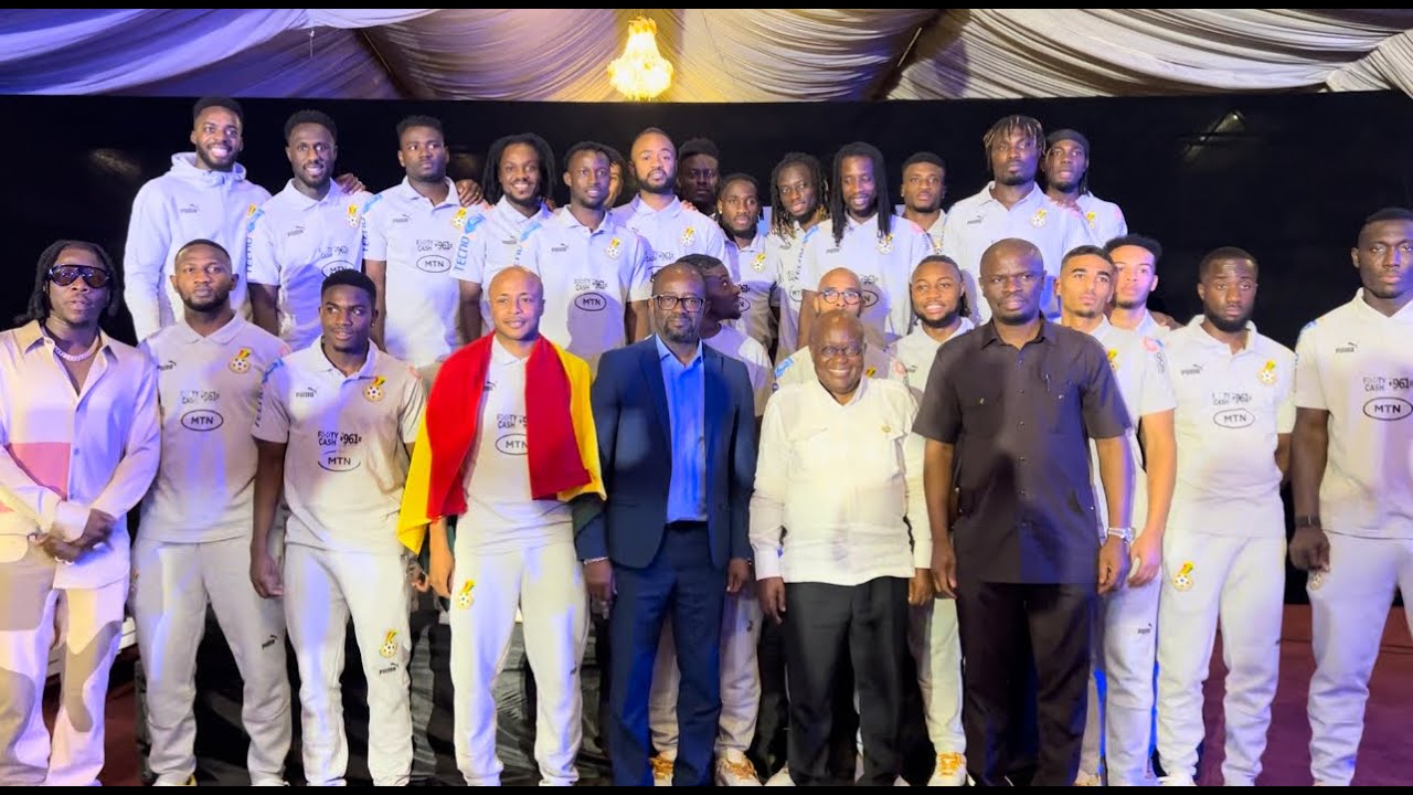 Stonebwoy performed at the Presidential Dinner with the Blackstars as they leave for Afcon 2023